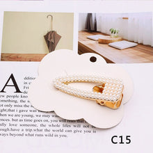 Load image into Gallery viewer, Fashion  Women Elegant Pearls Hair Clips Alloy Barrettes Girls Hair Accessories Valentine&#39;s Day HairPins Hair Accessories